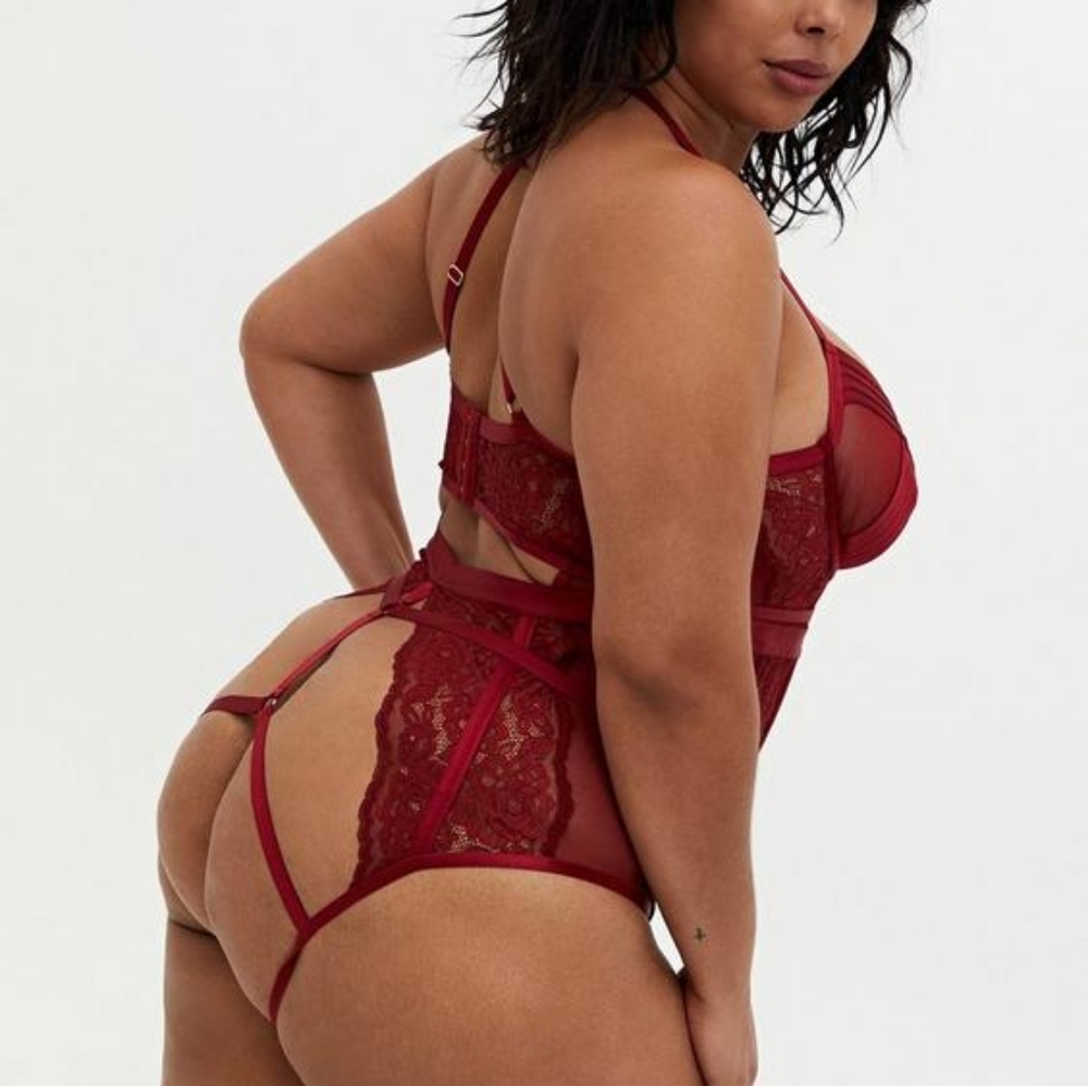 Nwot torrid harness caged open back bodysuit